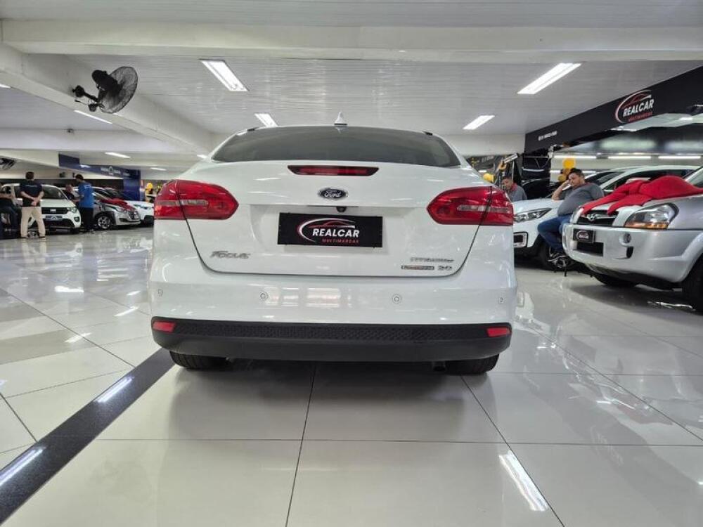 Ford Focus Sedan
