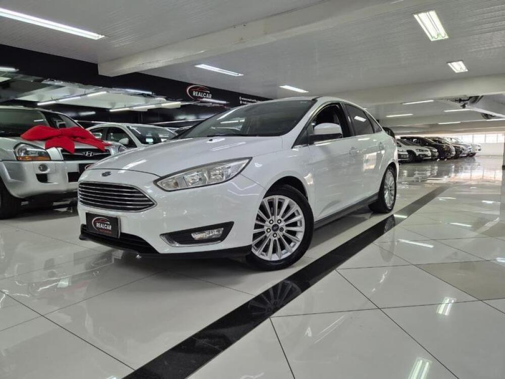 Ford Focus Sedan