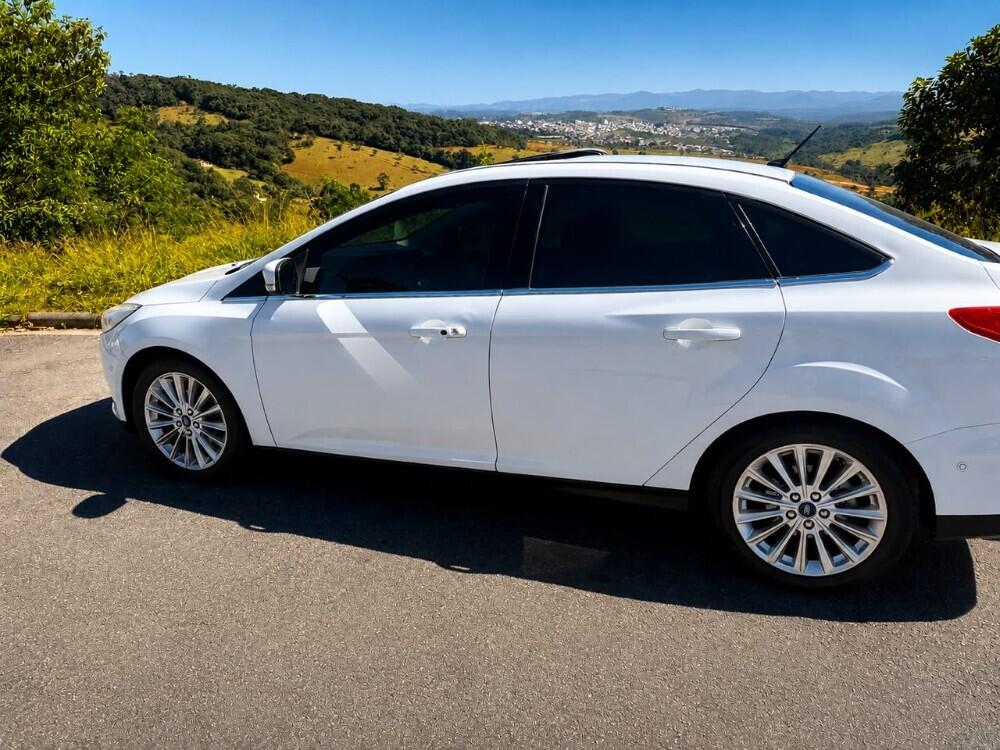 Ford Focus Sedan