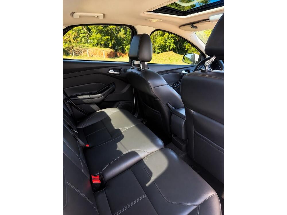 Ford Focus Sedan