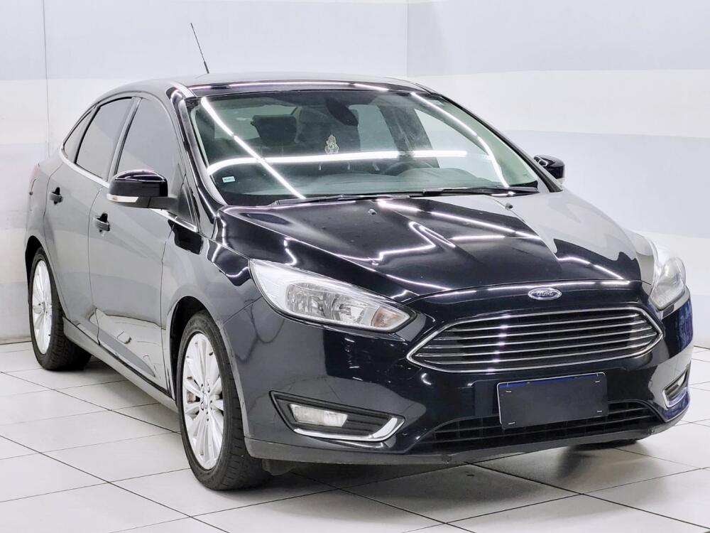 Ford Focus Sedan