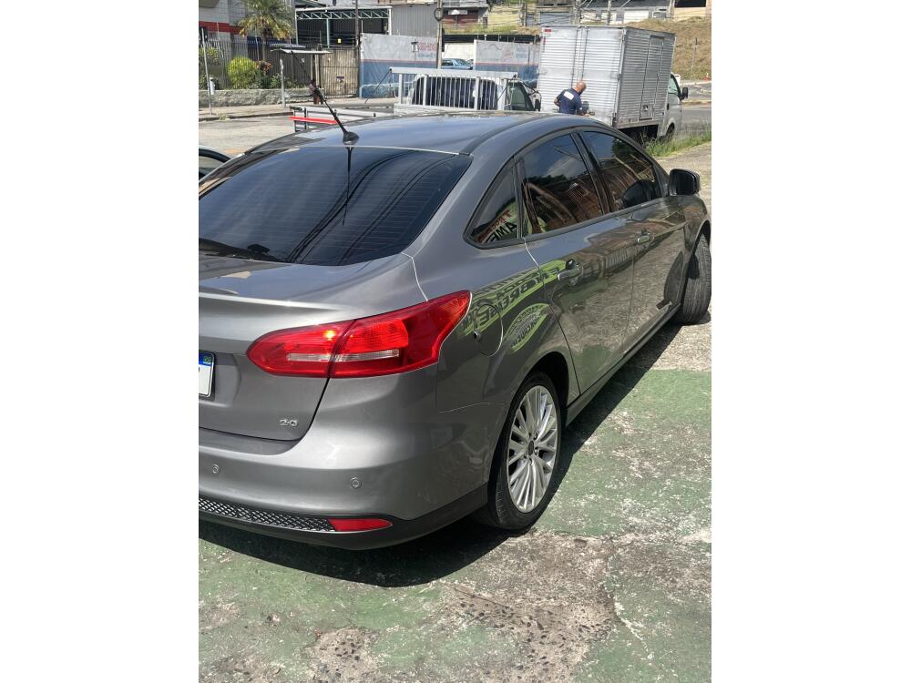 Ford Focus Sedan