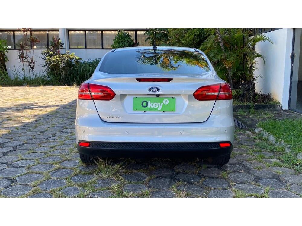 Ford Focus Sedan
