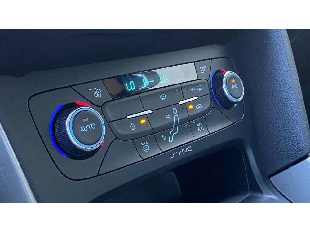 Ford Focus Sedan