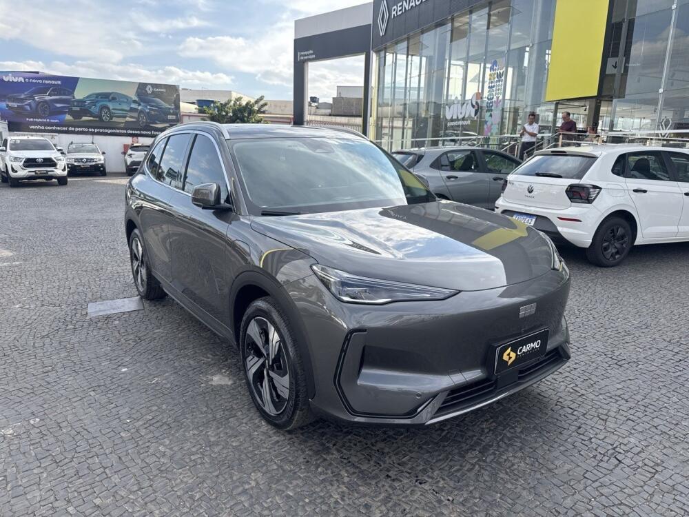 Geely EX 5