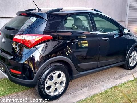 Hyundai HB20 X Hyundai HB20 X
