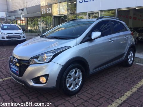 Hyundai HB20 X Hyundai HB20 X