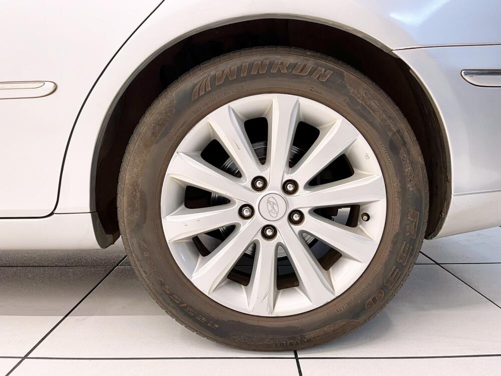 Hyundai Azera