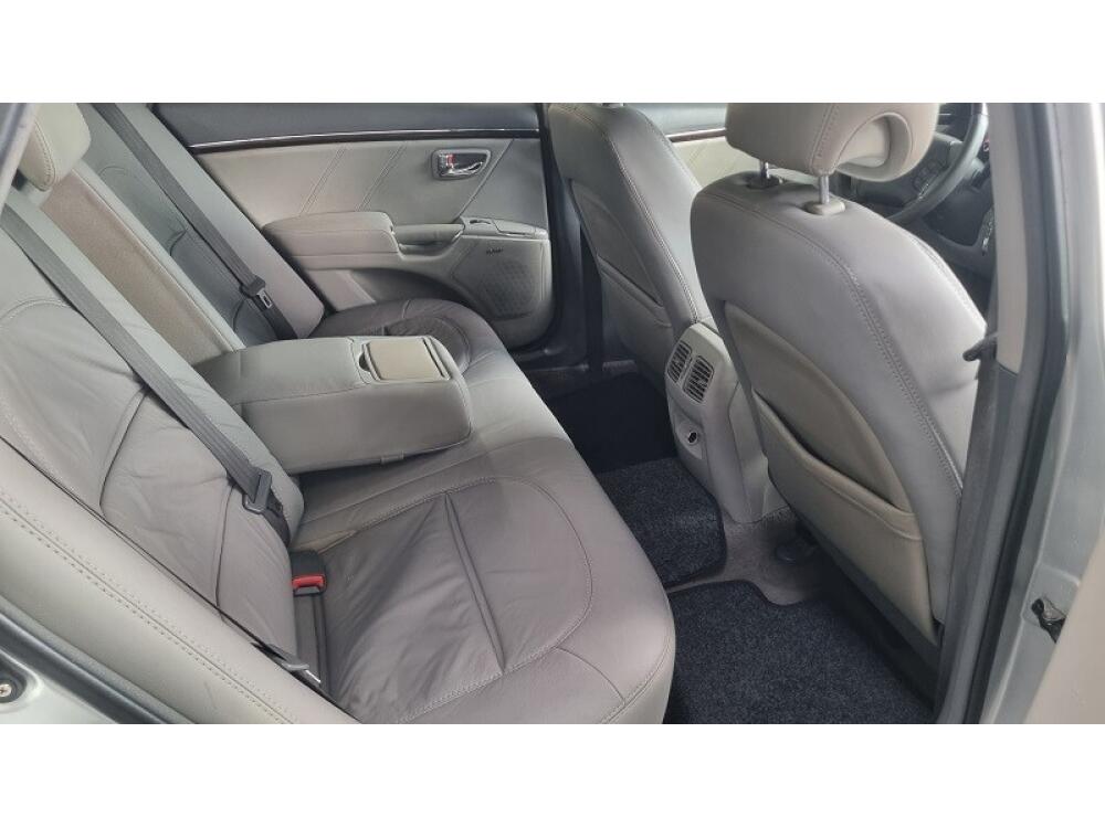 Hyundai Azera