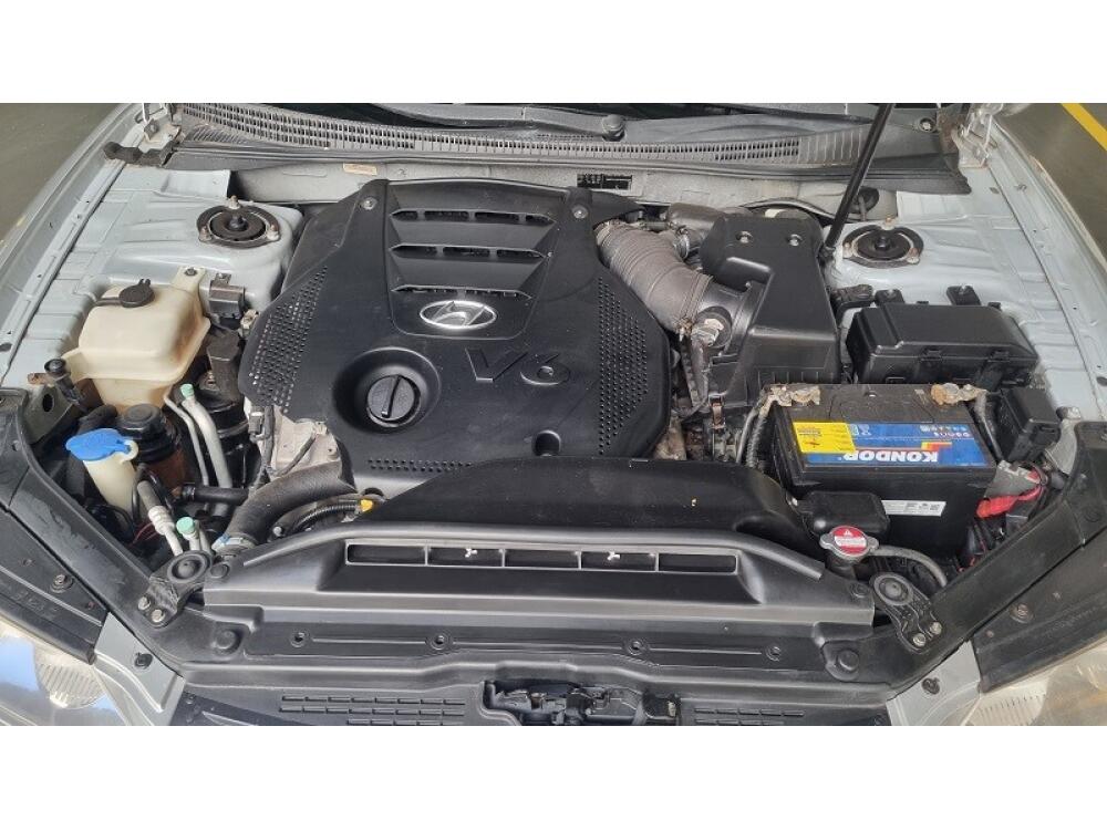 Hyundai Azera