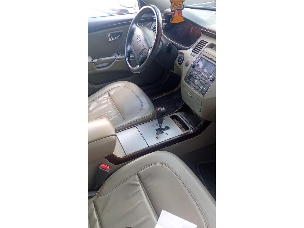 Hyundai Azera