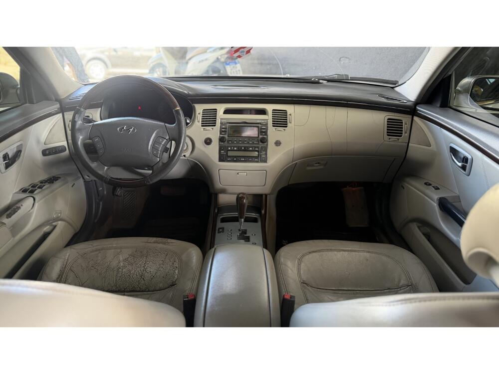 Hyundai Azera