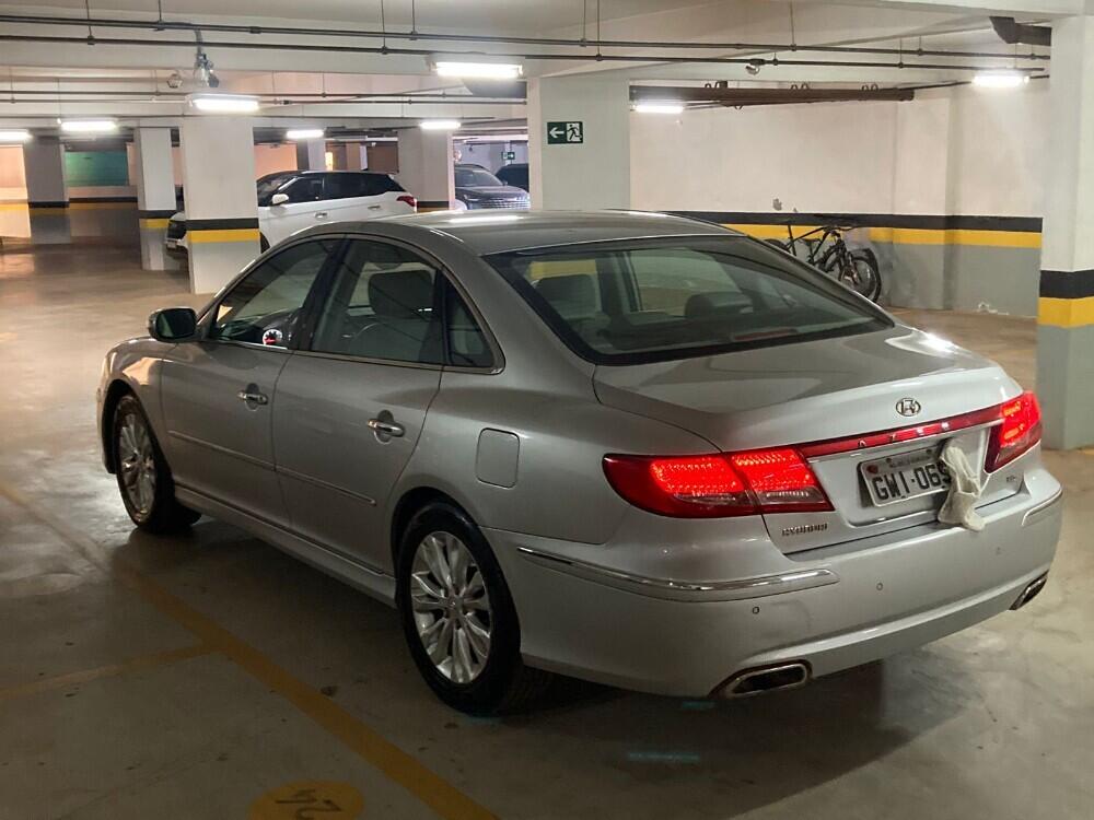 Hyundai Azera