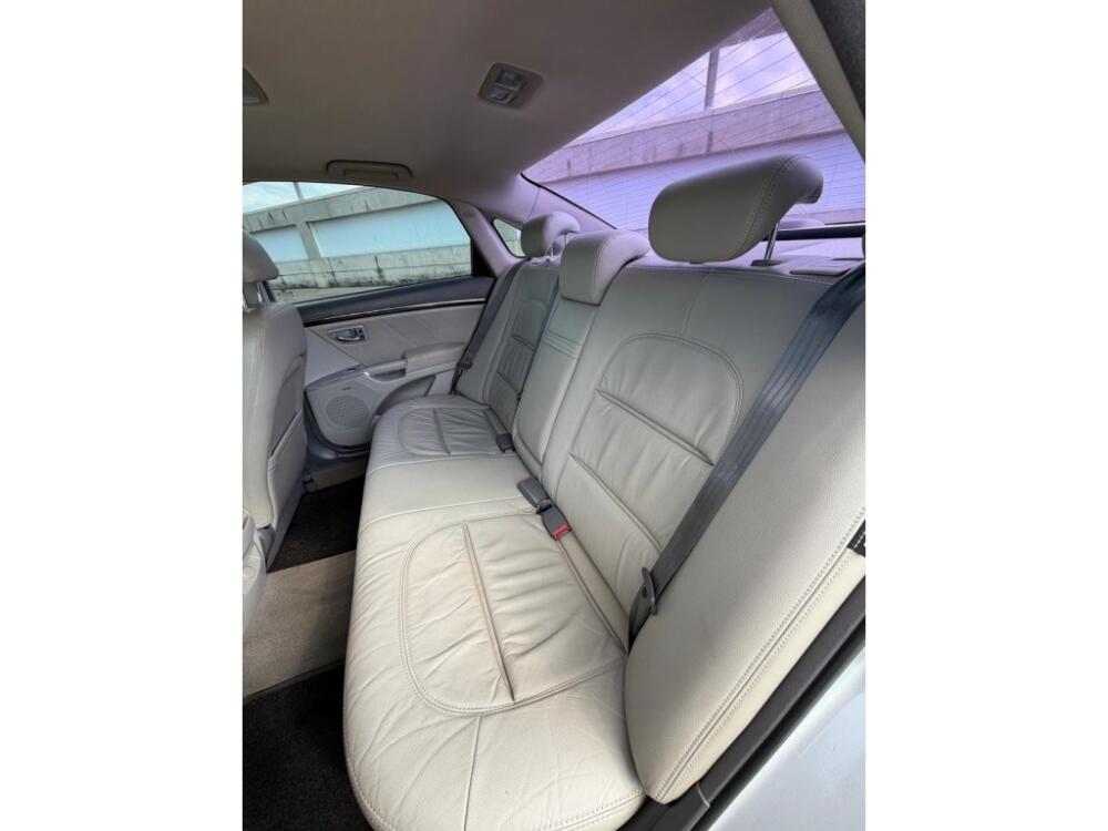 Hyundai Azera