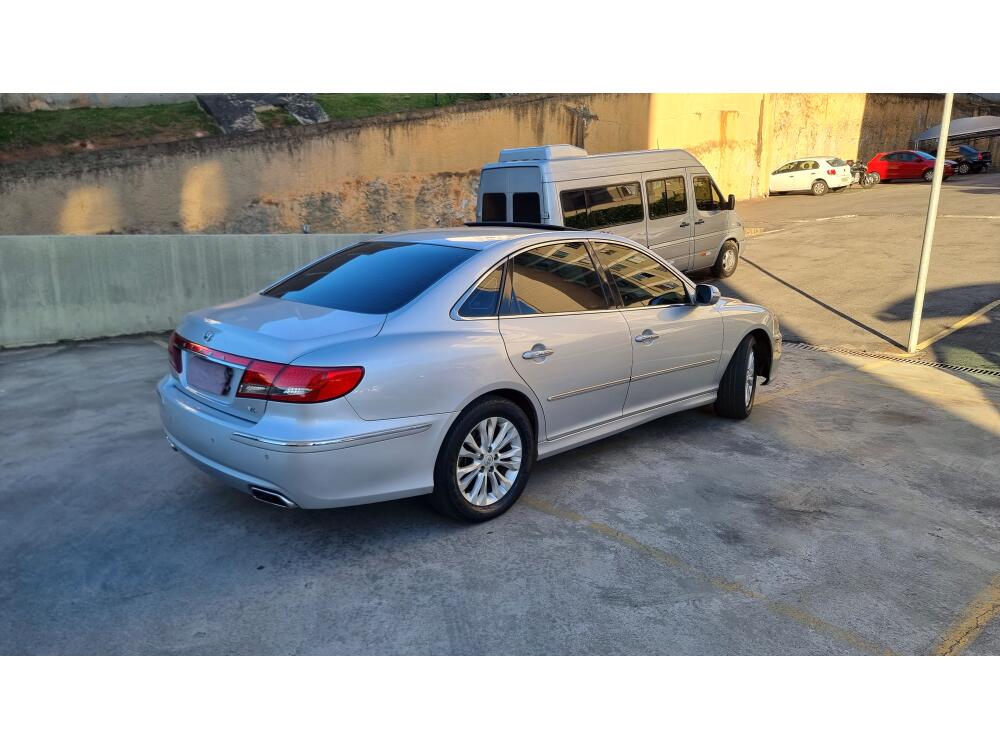 Hyundai Azera