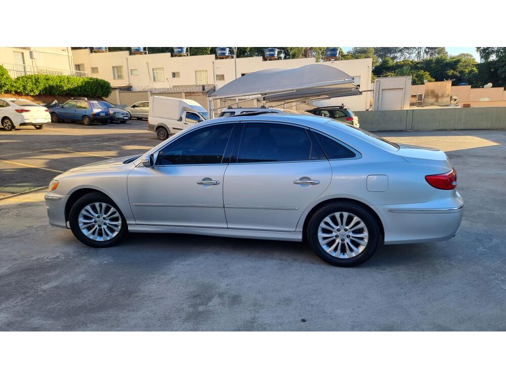 Hyundai Azera