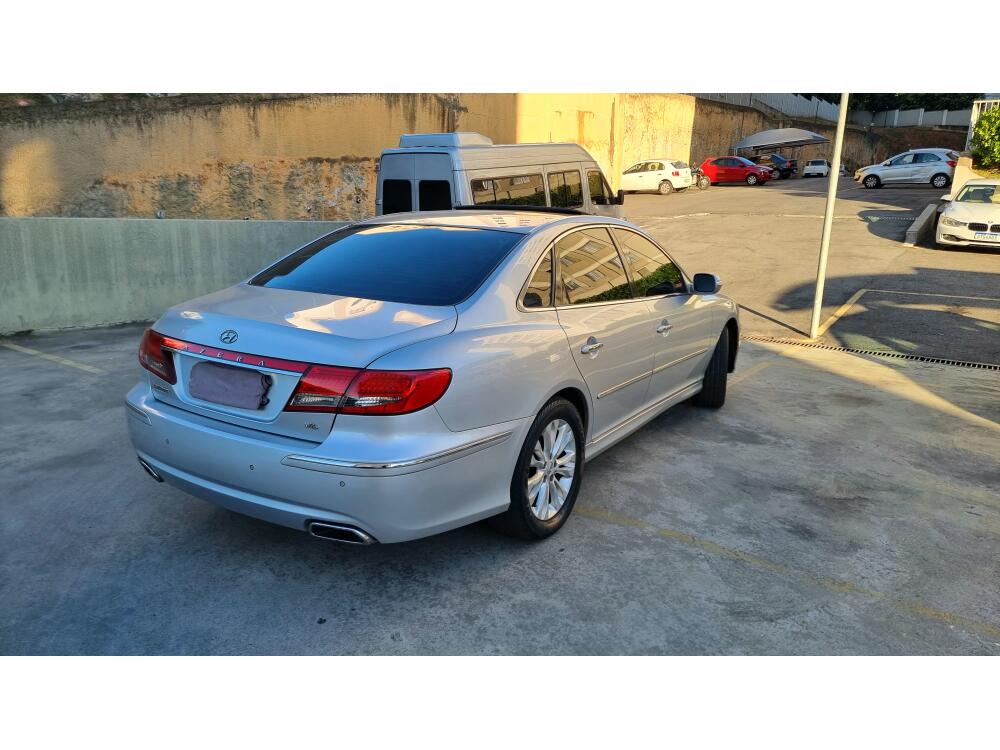 Hyundai Azera