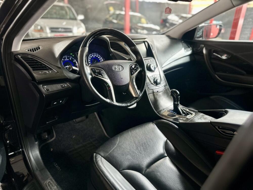 Hyundai Azera