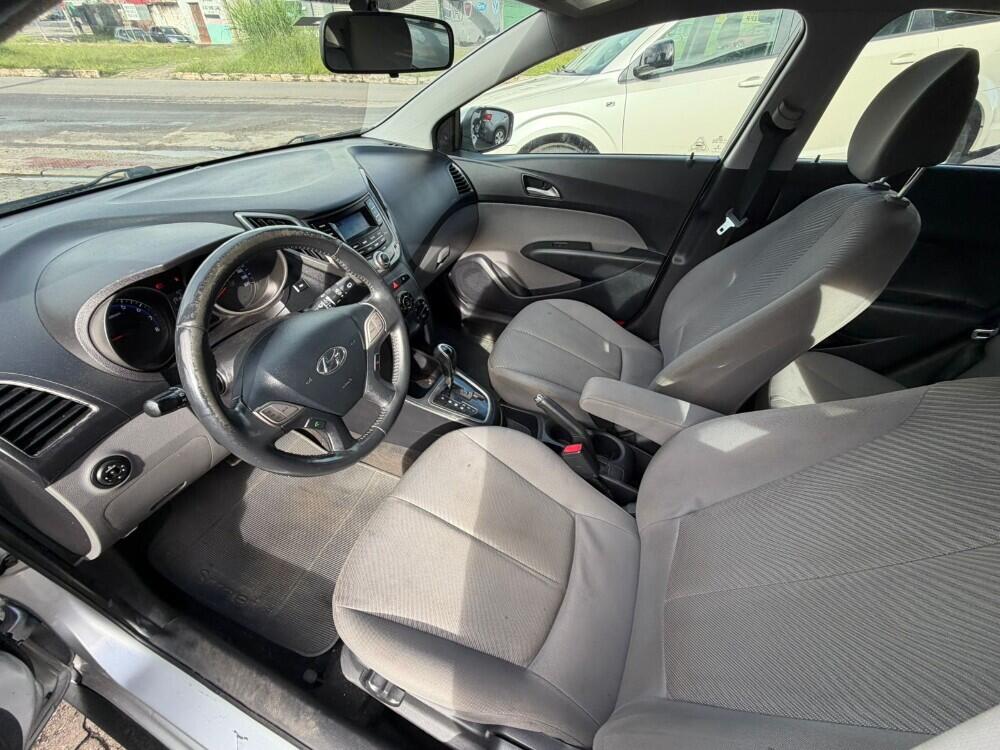 Hyundai HB20 X
