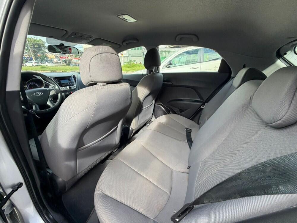 Hyundai HB20 X
