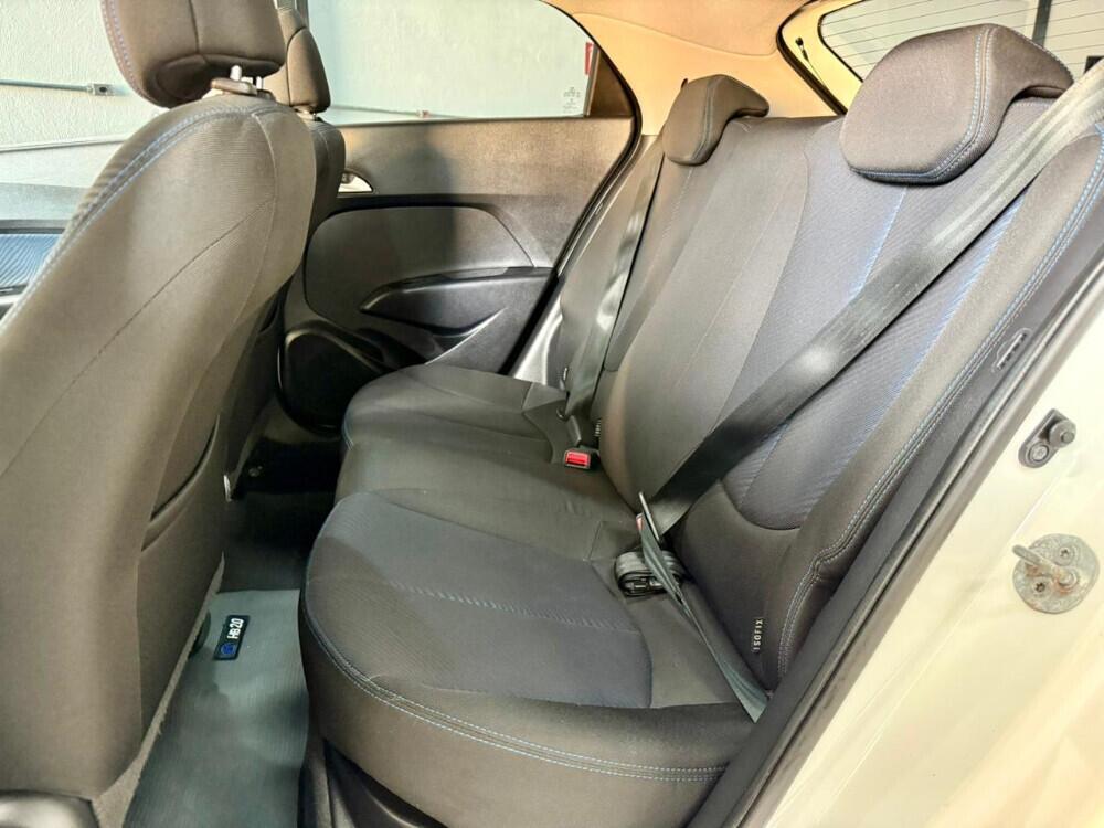 Hyundai HB20 X
