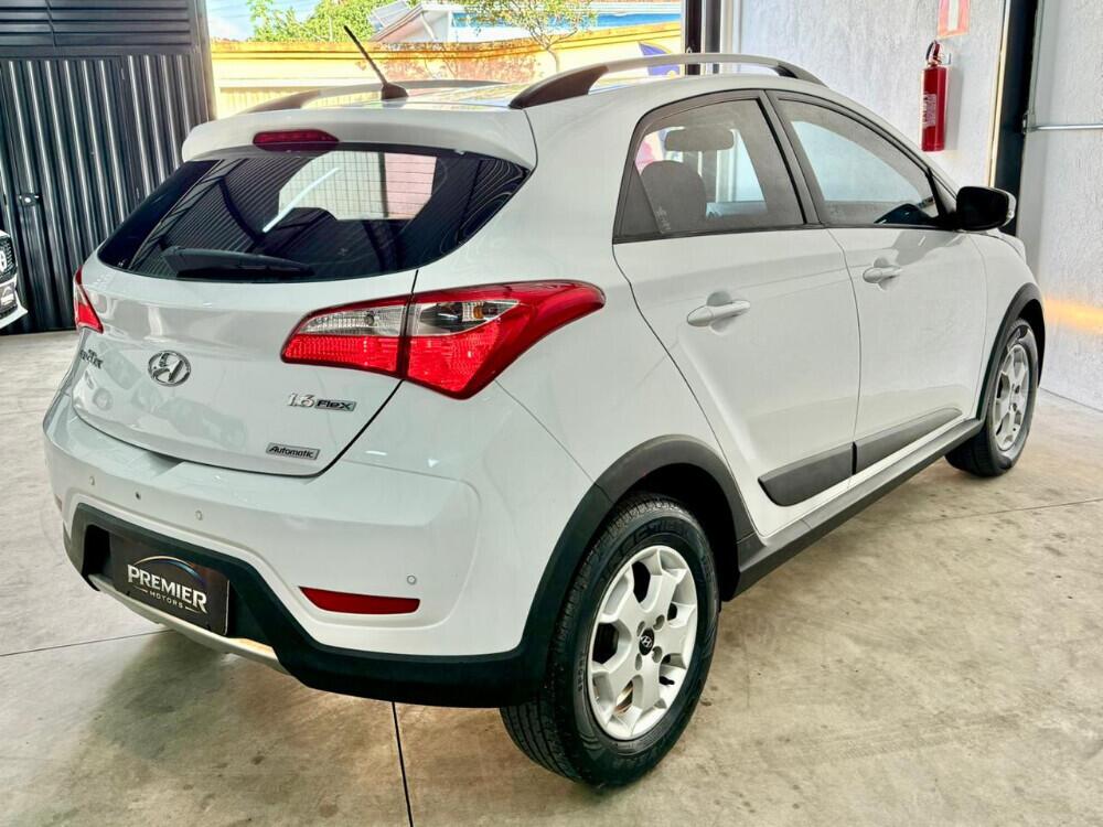 Hyundai HB20 X