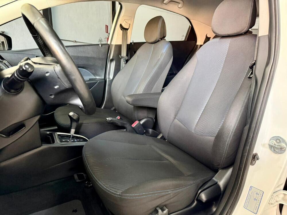 Hyundai HB20 X