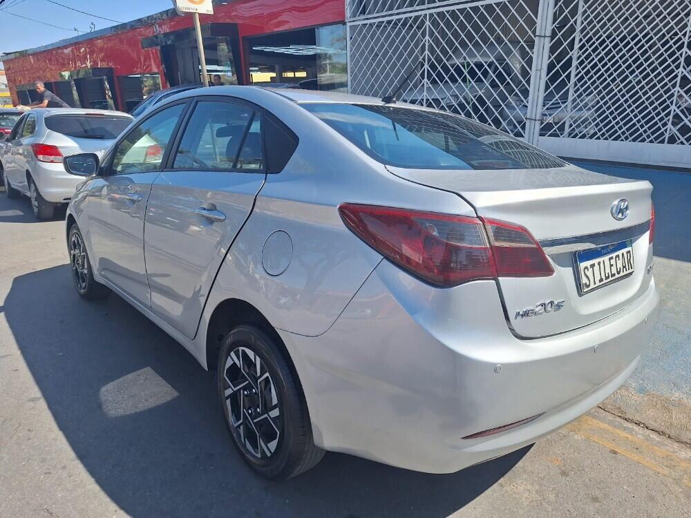 Hyundai HB20