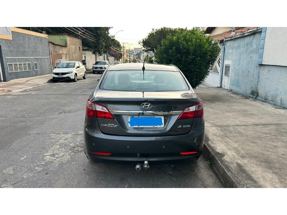 Hyundai HB20 S