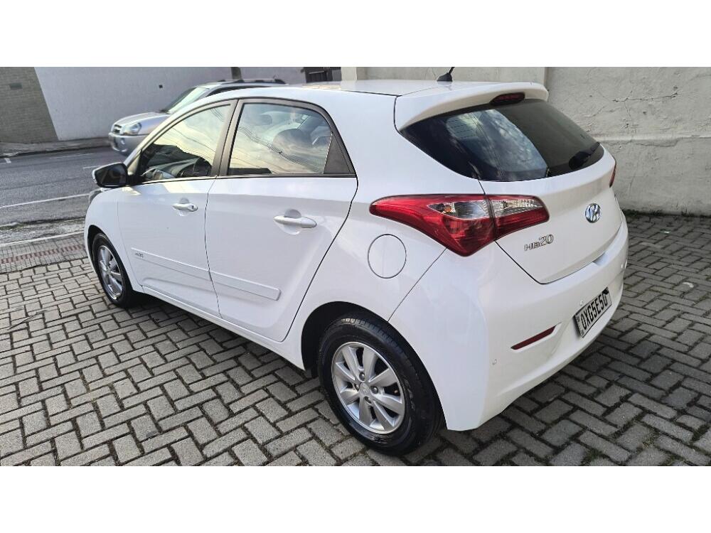 Hyundai HB20