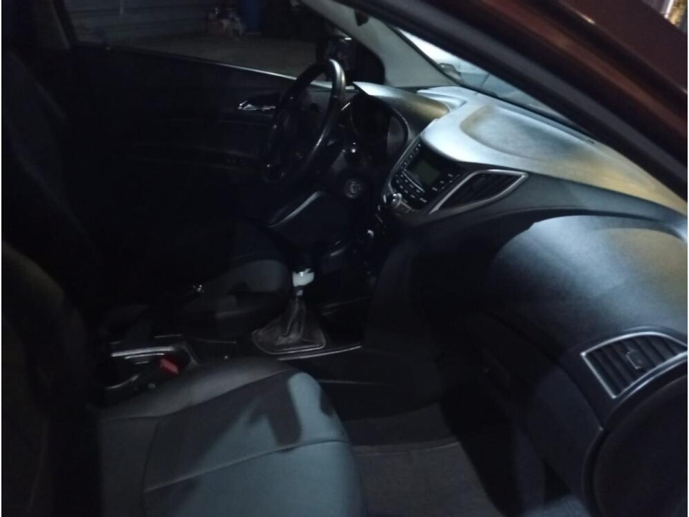 Hyundai HB20 X