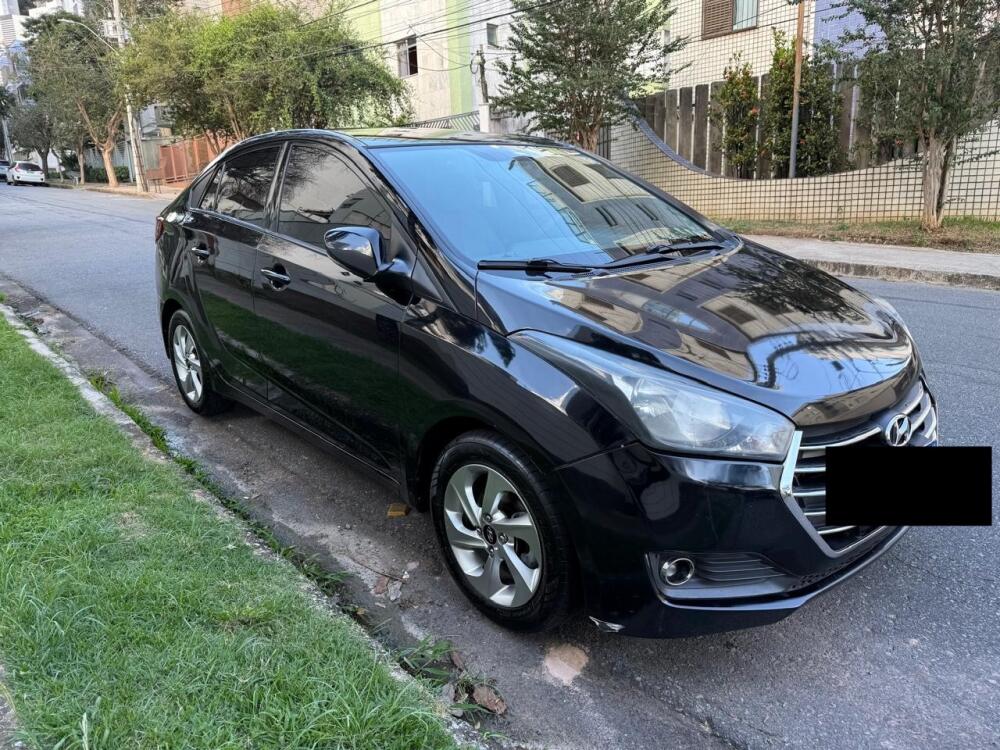 Hyundai HB20 S