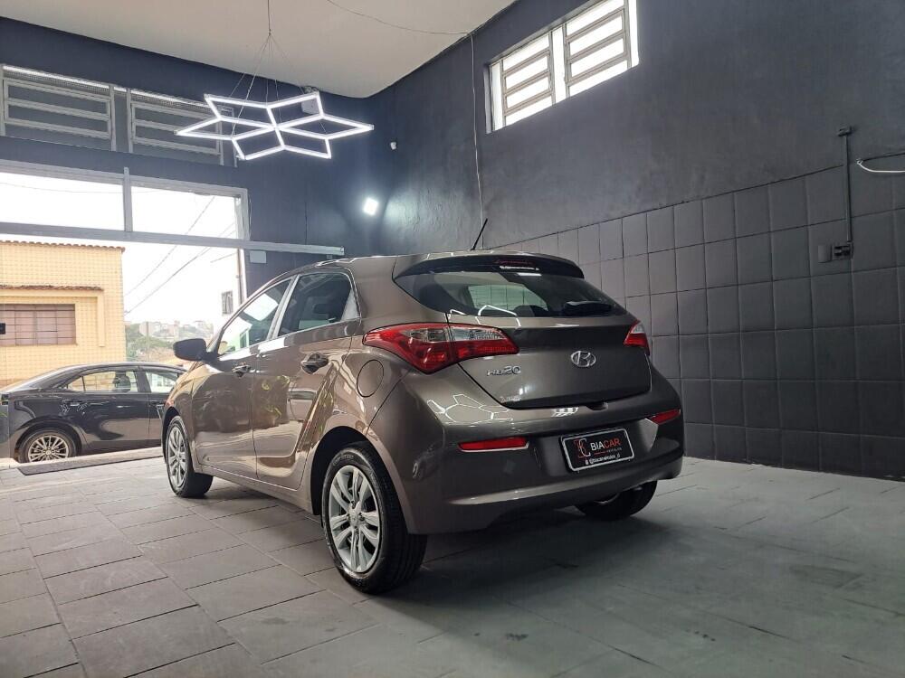 Hyundai HB20