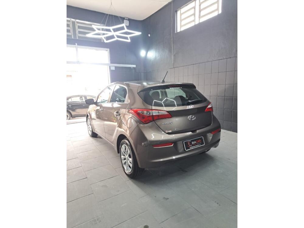 Hyundai HB20