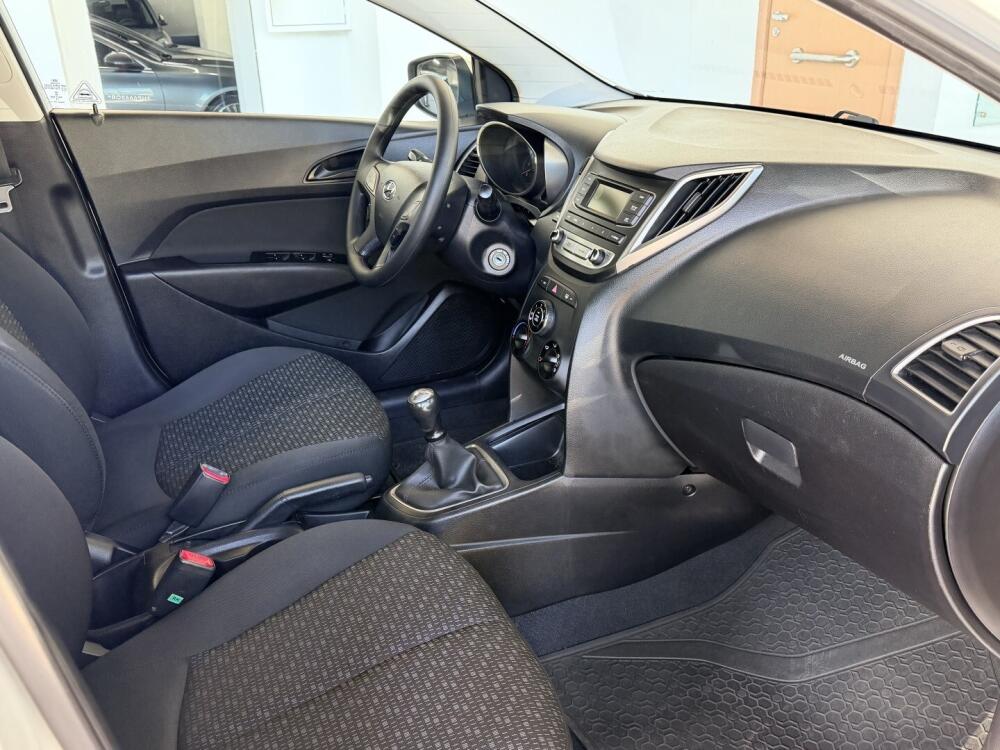 Hyundai HB20