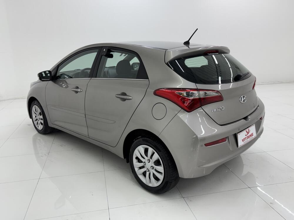 Hyundai HB20