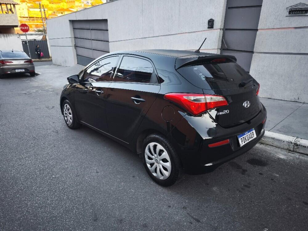 Hyundai HB20