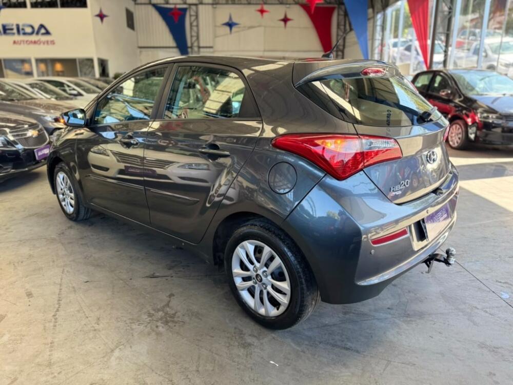 Hyundai HB20