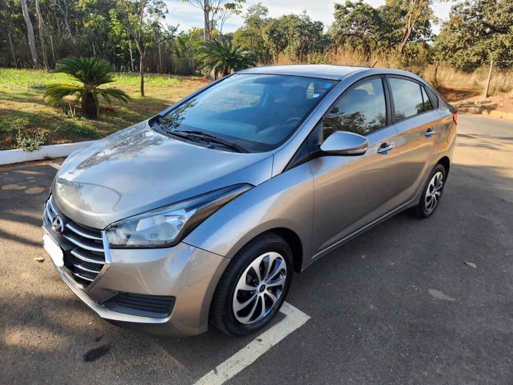 Hyundai HB20 S