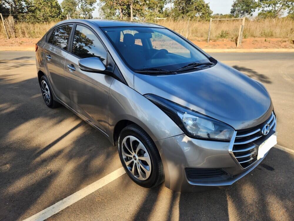 Hyundai HB20 S