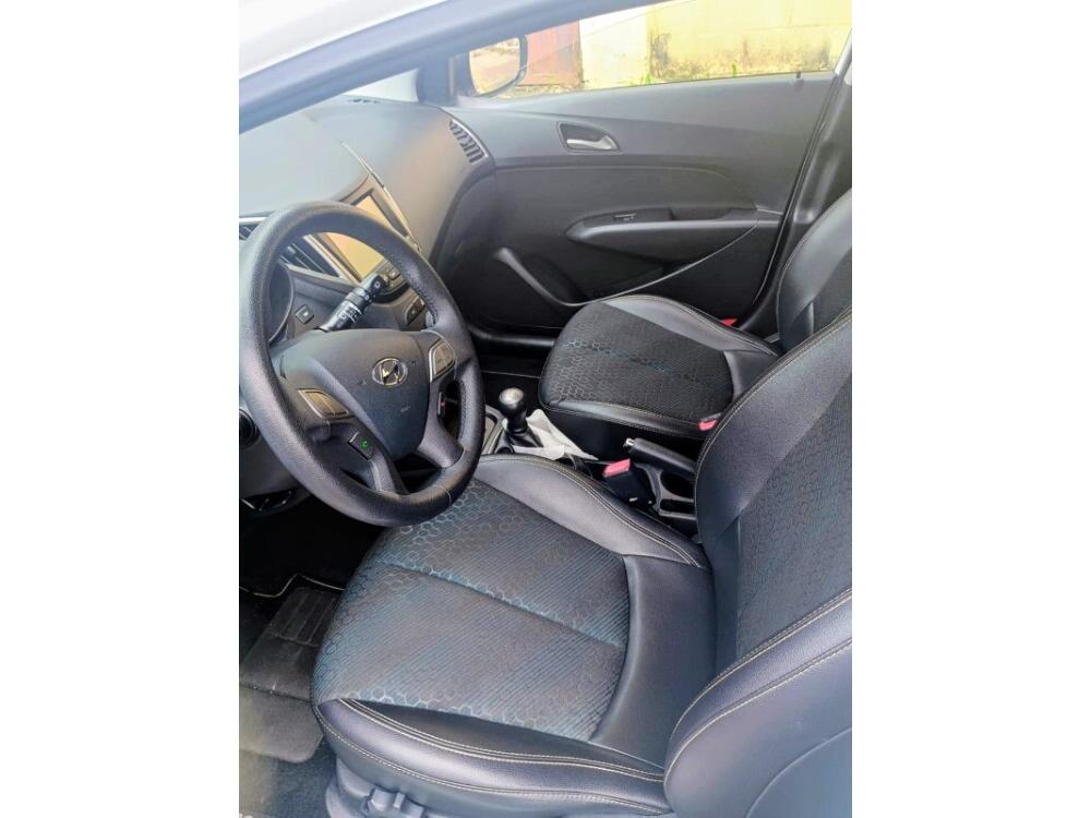 Hyundai HB20