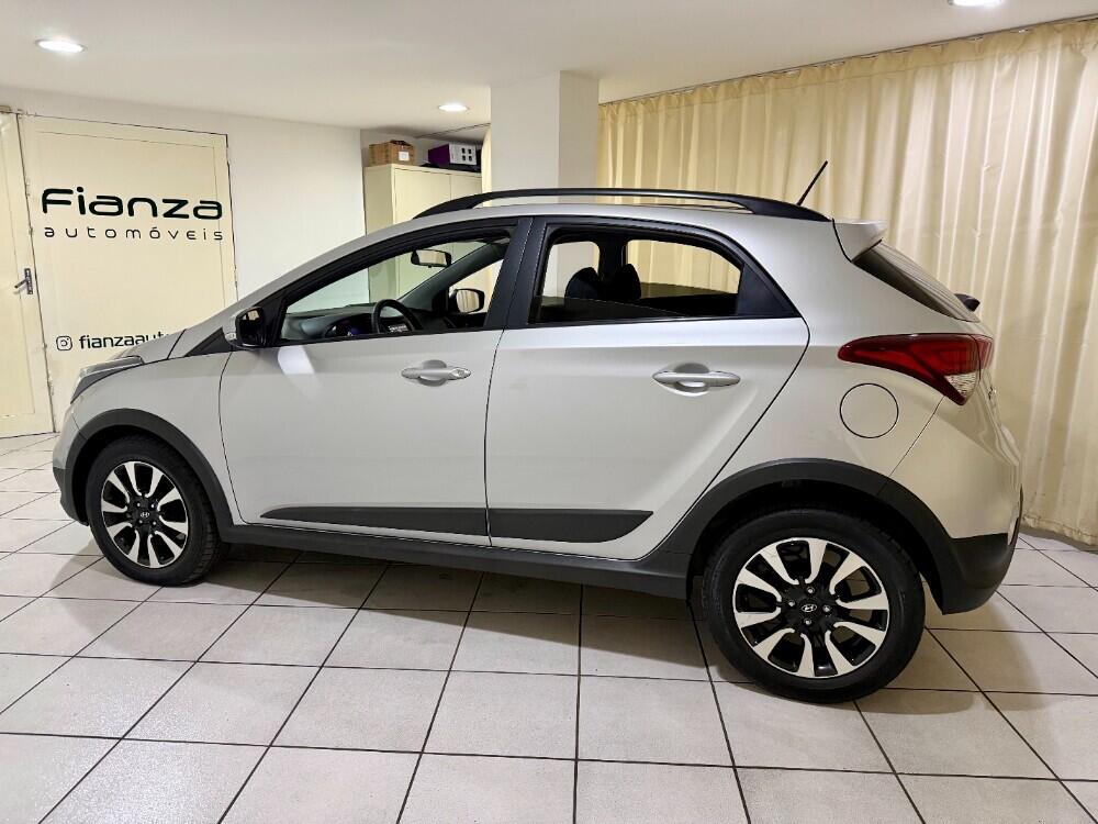 Hyundai HB20 X