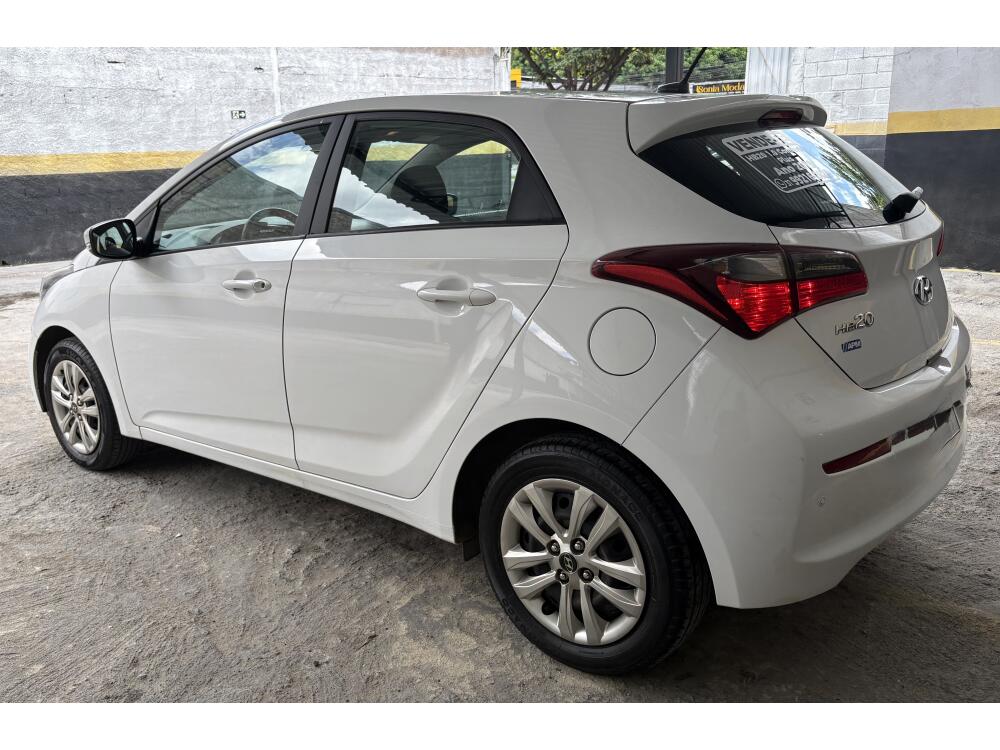 Hyundai HB20