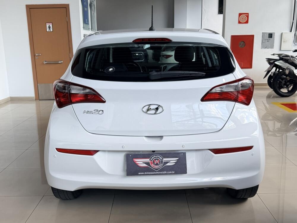 Hyundai HB20