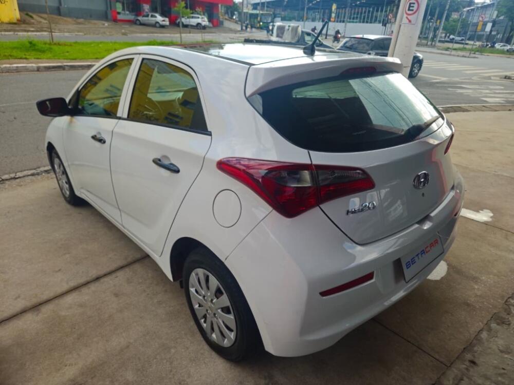 Hyundai HB20