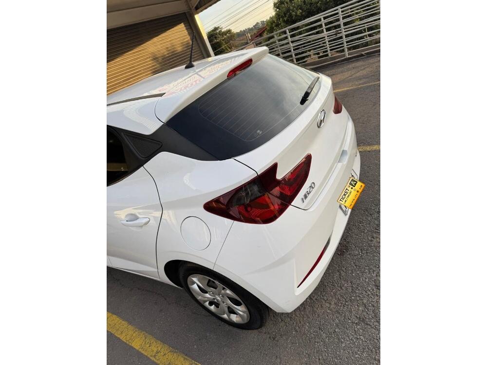 Hyundai HB20