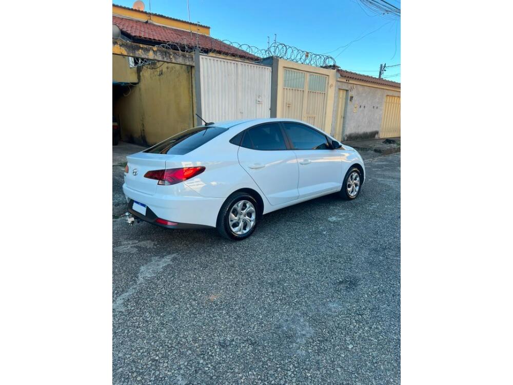 Hyundai HB20 S