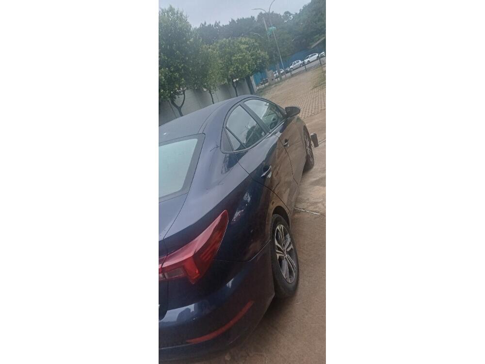 Hyundai HB20 S