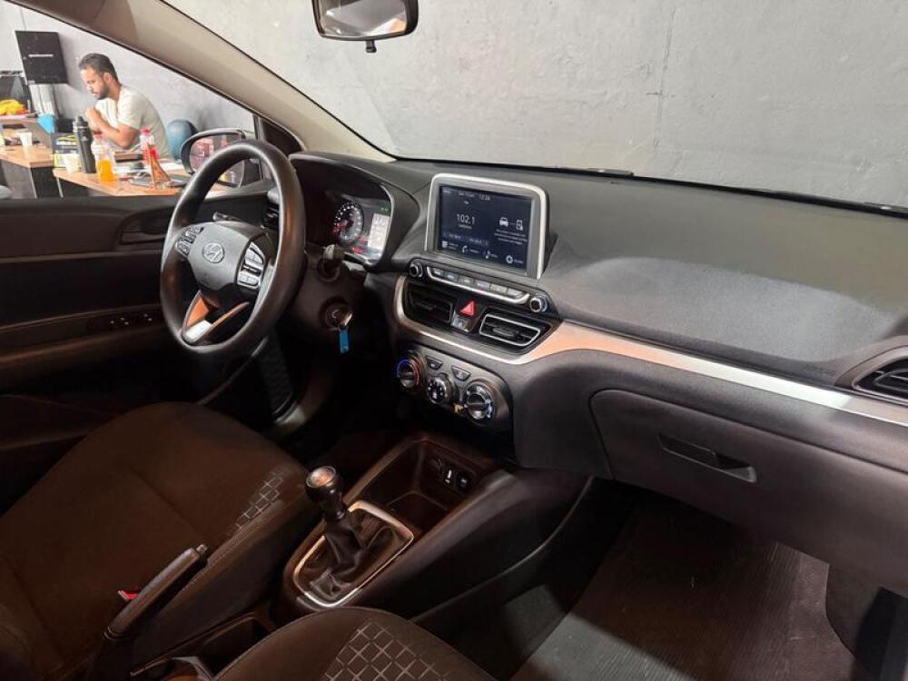 Hyundai HB20