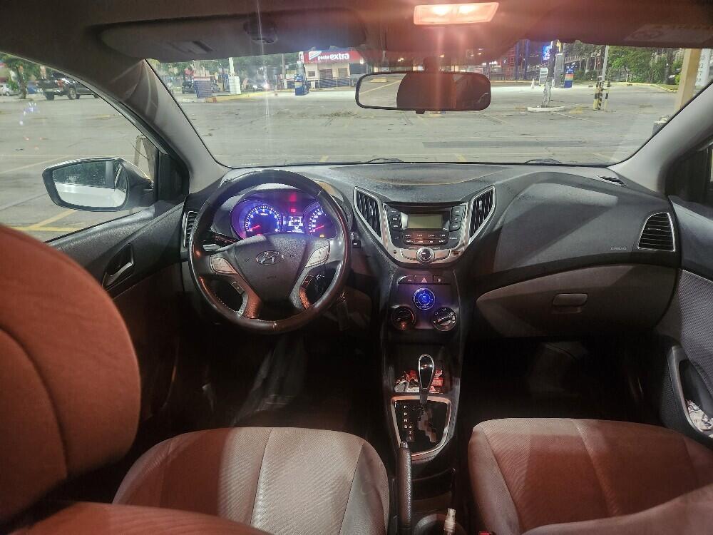 Hyundai HB20 S